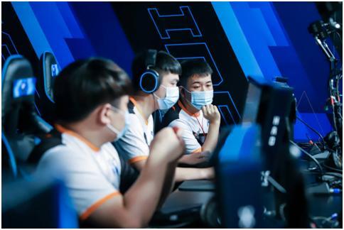 次亮相都受 次亮相都受