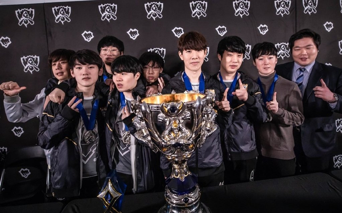 时刻选择请 时刻选择请