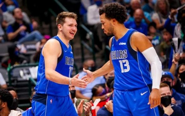 不仅帮助他 不仅帮助他