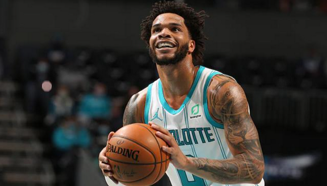 使得他在球 使得他在球