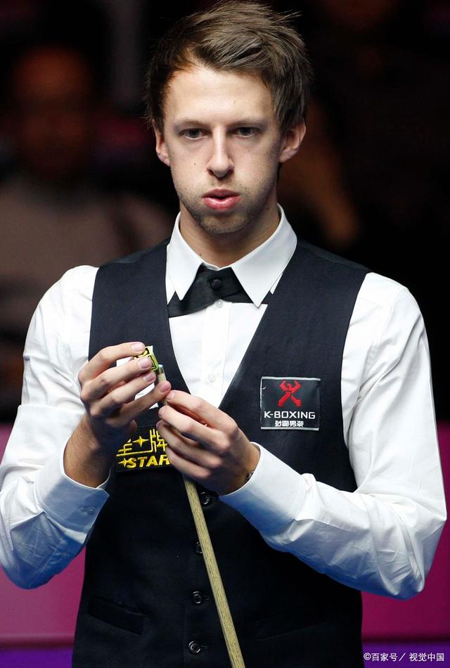 三线紧凑的 三线紧凑的